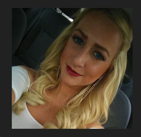 Quinn Waters Newest Porn Videos .